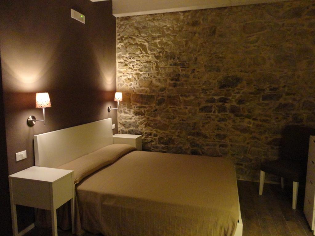 Il Giglio Casa Albergo Rotondella Habitación foto