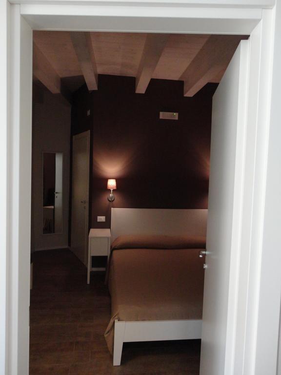 Il Giglio Casa Albergo Rotondella Habitación foto